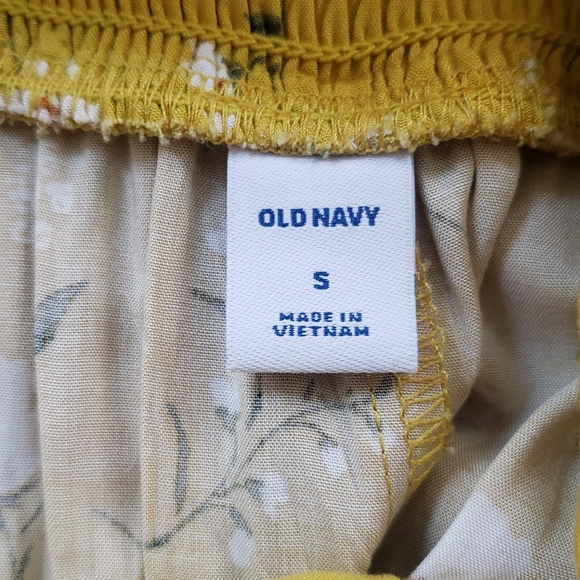 Floral Romper - Picture 3 of 4